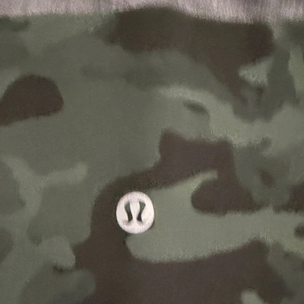 Lululemon Align Pant Full Length 28" Incognito Camo Multi Gator Green size 4 & 6 - Picture 4 of 6